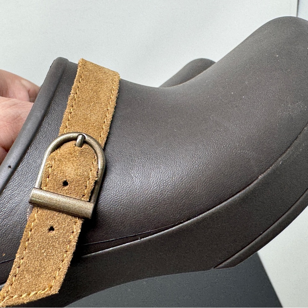 Crocs Sarah Clog Mule Duel Comfort Espresso Standard Fit Woman’s Size 8 - Picture 6 of 10